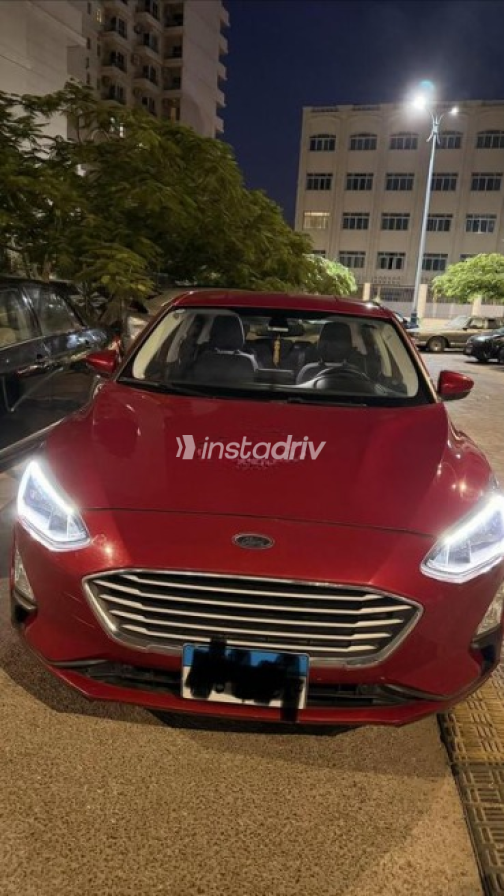 فورد فوكس 2021 أحمر أوتوماتيك مستعملة للبيع في الإسكندرية - 4