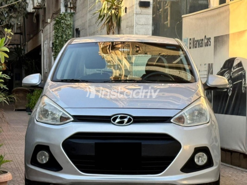 Hyundai Grand i10 2015 Silver Automatic Used for Sale in Heliopolis - 7