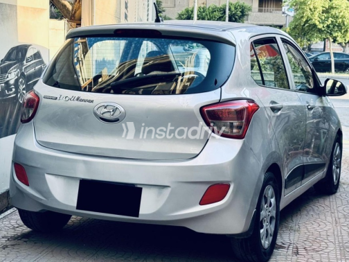Hyundai Grand i10 2015 Silver Automatic Used for Sale in Heliopolis - 10