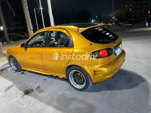 دايو لانوس 2000 ذهبي أوتوماتيك مستعملة للبيع في حلوان - 3