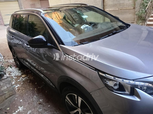 Peugeot 5008 2020 White Automatic Used for Sale in Greater Cairo ( Cairo + Giza) - 3