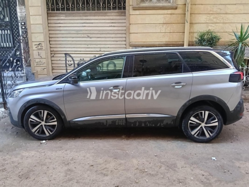Peugeot 5008 2020 White Automatic Used for Sale in Greater Cairo ( Cairo + Giza) - 4
