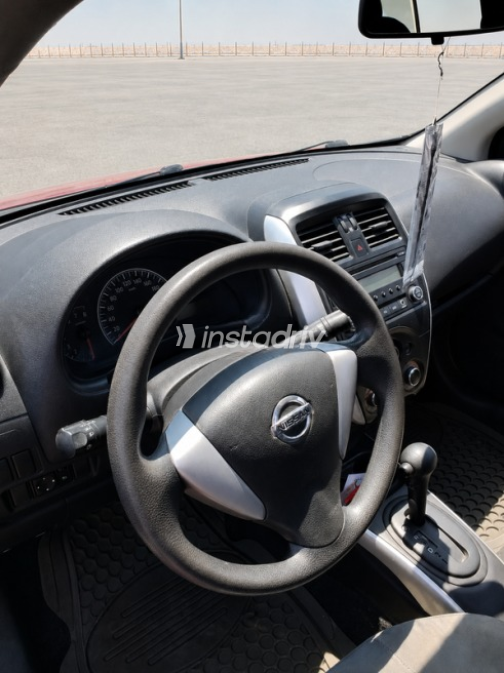 Nissan Sunny 2019 White Automatic Used for Sale in Greater Cairo ( Cairo + Giza) - 3