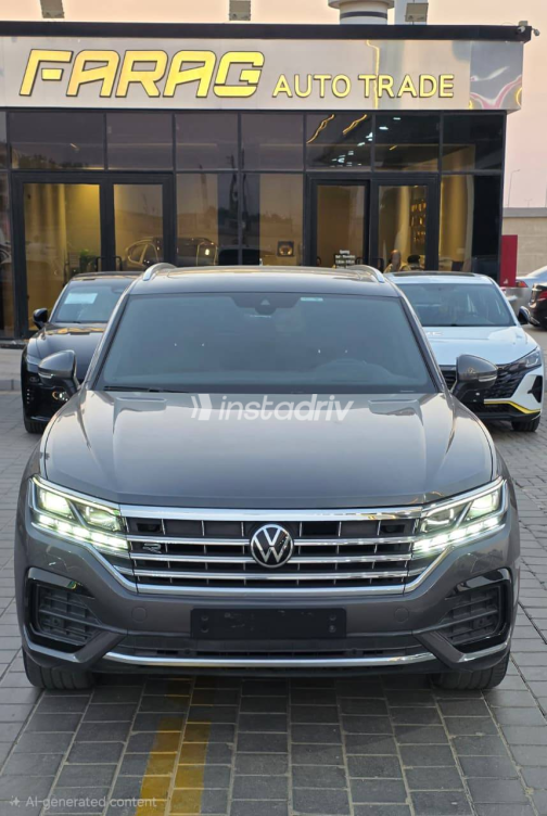 Volkswagen Touareg 2022 Gray Automatic Used for Sale in Greater Cairo ( Cairo + Giza) - 1