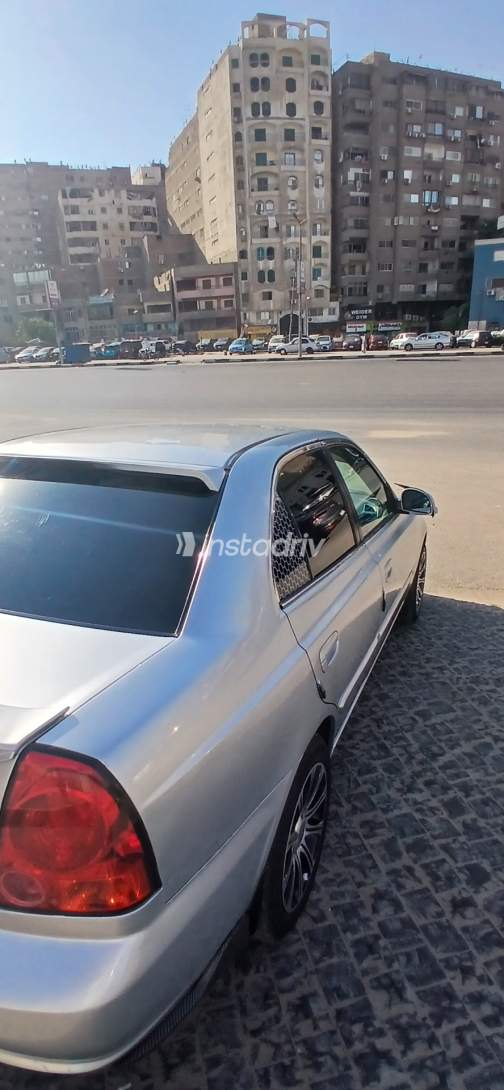 Hyundai Verna 2013 Silver Manual Used for Sale in Greater Cairo ( Cairo + Giza) - 6