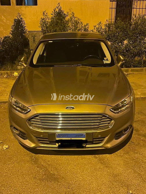 فورد فيوجن 2019 ذهبي أوتوماتيك مستعملة للبيع في القاهرة الكبرى ( القاهرة - الجيزة) - 4