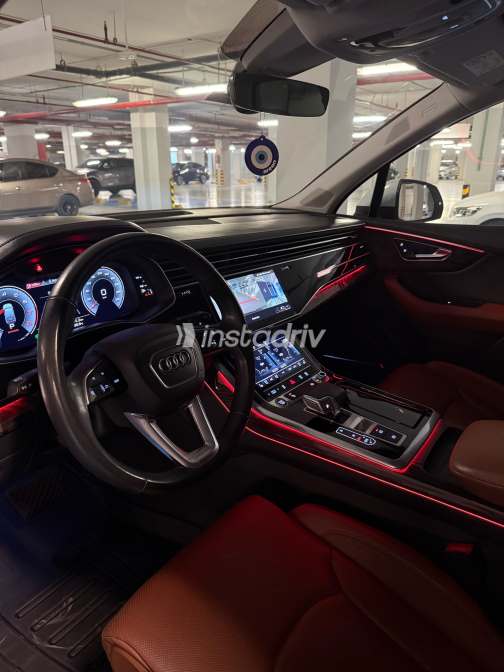 اودي Q7 2021 أبيض أوتوماتيك مستعملة للبيع في القاهرة الكبرى ( القاهرة - الجيزة) - 4