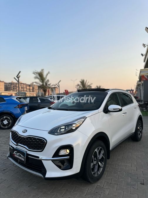 Kia Sportage 2020 White Automatic Used for Sale in Greater Cairo ( Cairo + Giza) - 3
