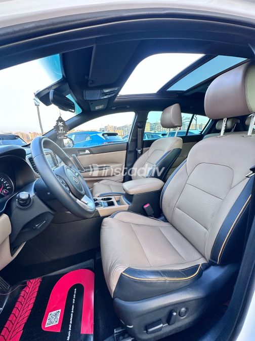 Kia Sportage 2020 White Automatic Used for Sale in Greater Cairo ( Cairo + Giza) - 6