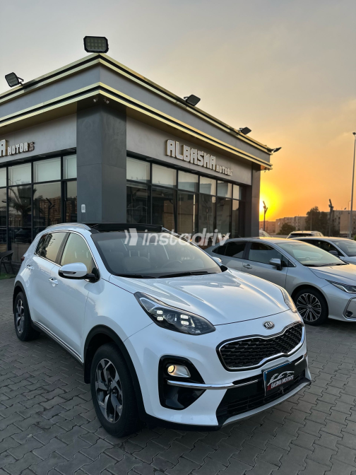 Kia Sportage 2020 White Automatic Used for Sale in Greater Cairo ( Cairo + Giza) - 10