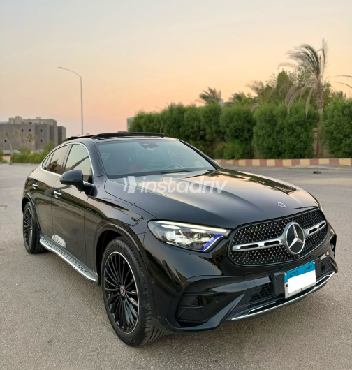 مرسيدس GLC 300 2025 أسود أوتوماتيك مستعملة للبيع في القاهرة الكبرى ( القاهرة - الجيزة) - 10