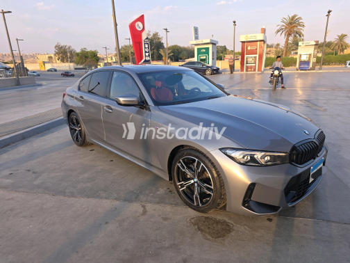 بي ام دبليو 320 2024 رمادي غامق أوتوماتيك مستعملة للبيع في القاهرة الكبرى ( القاهرة - الجيزة) - 2