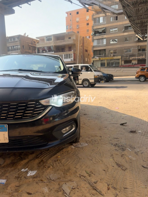 فيات تيبو 2019 أسود أوتوماتيك مستعملة للبيع في القاهرة الكبرى ( القاهرة - الجيزة) - 9