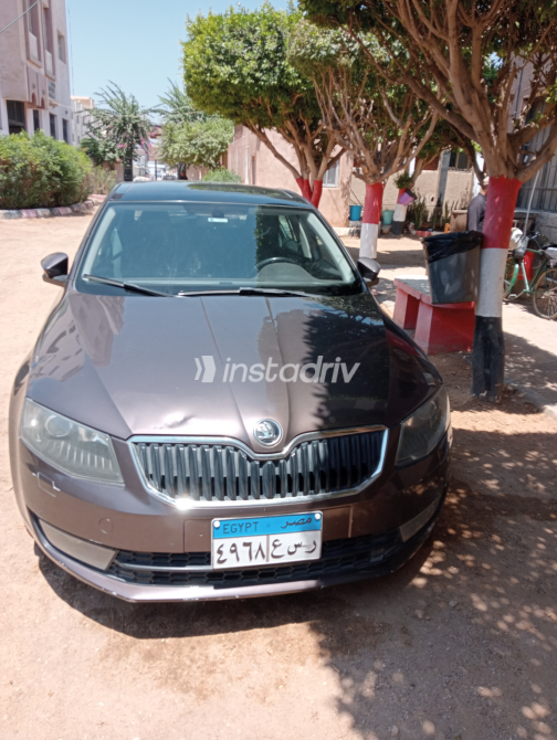 Skoda Octavia A7 2016 Bronze Automatic Used for Sale in Greater Cairo ( Cairo + Giza) - 8