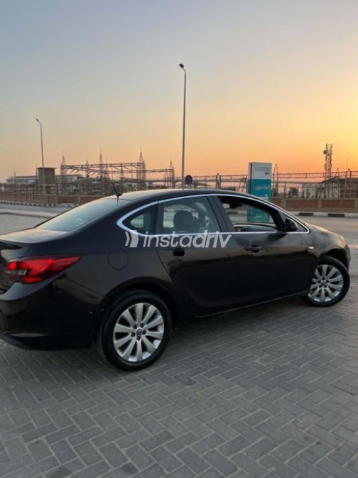 Opel Astra 2017 Brown Automatic Used for Sale in Nasr city - 8