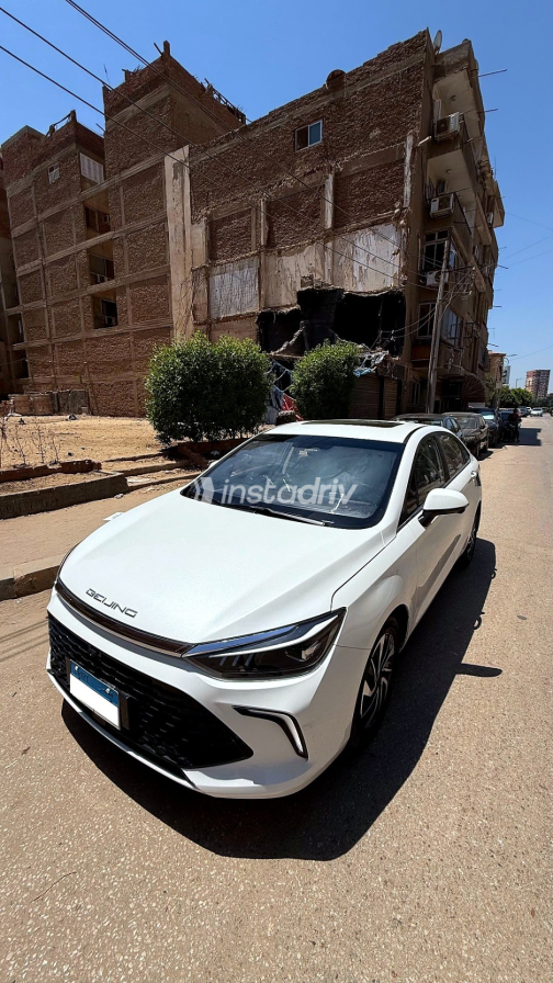بايك يو 5 بلس 2025 أبيض أوتوماتيك مستعملة للبيع في القاهرة الكبرى ( القاهرة - الجيزة) - 7