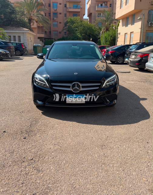 Mercedes C 180 2020 Black Automatic Used for Sale in Greater Cairo ( Cairo + Giza) - 4