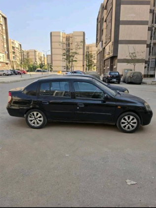 رينو كليو 2005 أسود يدوي مستعملة للبيع في القاهرة الكبرى ( القاهرة - الجيزة)