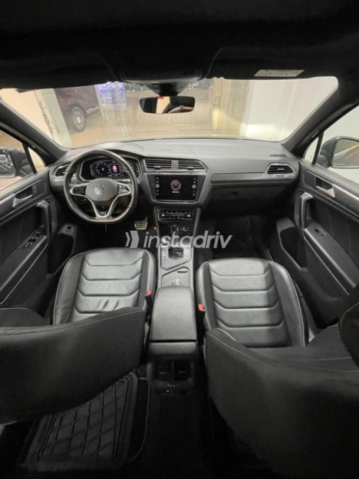 Volkswagen Tiguan 2024 Gray Automatic Used for Sale in 6 October - 7