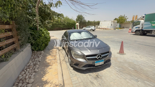 Mercedes CLA 180 2014 Gray Automatic Used for Sale in Greater Cairo ( Cairo + Giza) - 5