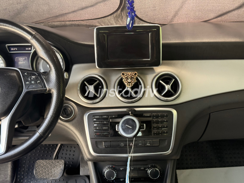 Mercedes CLA 180 2014 Gray Automatic Used for Sale in Greater Cairo ( Cairo + Giza) - 7
