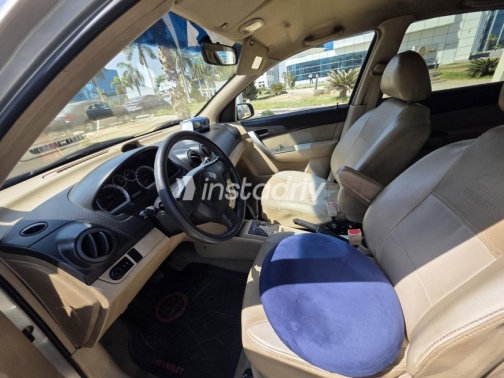 Chevrolet Aveo 2017 Silver Automatic Used for Sale in Greater Cairo ( Cairo + Giza) - 7