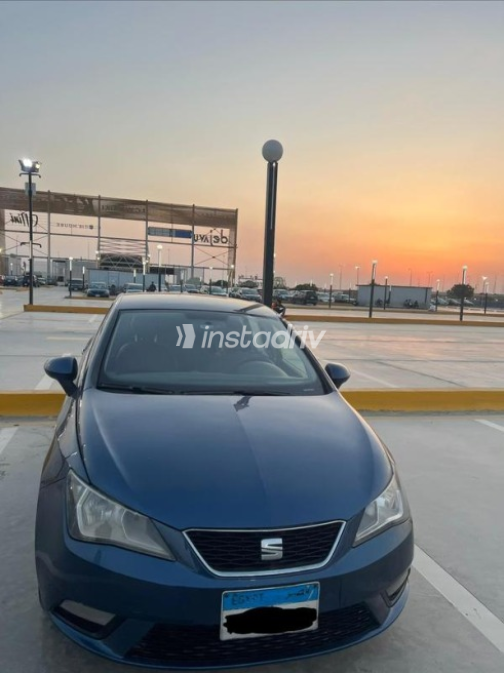 Seat Ibiza 2015 Dark Blue Automatic Used for Sale in Al Shorouk - 4