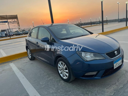 Seat Ibiza 2015 Dark Blue Automatic Used for Sale in Al Shorouk - 5