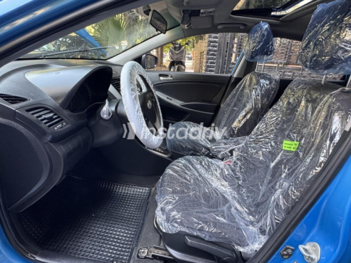 Hyundai Accent RB 2019 Dark Blue Automatic Used for Sale in Heliopolis - 3
