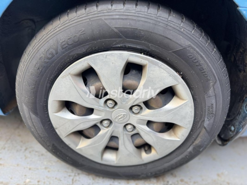 Hyundai Accent RB 2019 Dark Blue Automatic Used for Sale in Heliopolis - 8