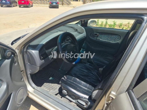 Kia Sephia 2001 Gold Automatic Used for Sale in Cairo - 5
