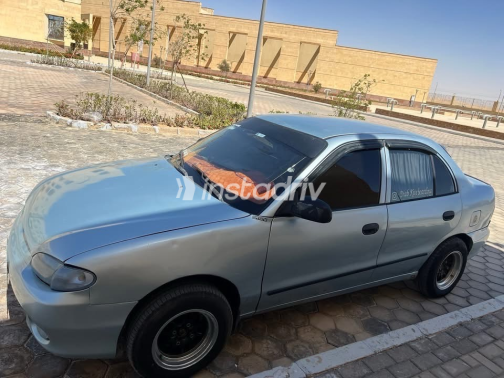 Hyundai Accent 1999 White Manual Used for Sale in Greater Cairo ( Cairo + Giza) - 5