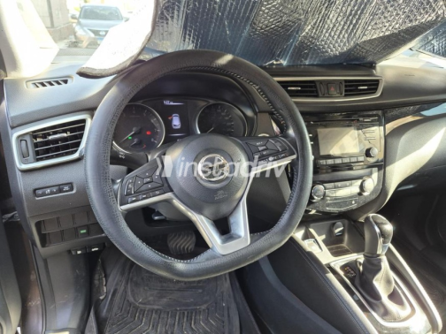 Nissan Qashqai 2019 White Automatic Used for Sale in Greater Cairo ( Cairo + Giza) - 3
