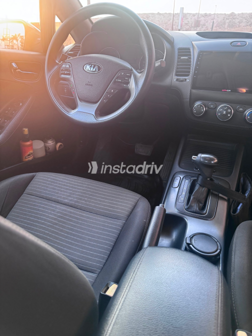 Kia Cerato 2016 Black Automatic Used for Sale in Greater Cairo ( Cairo + Giza) - 2