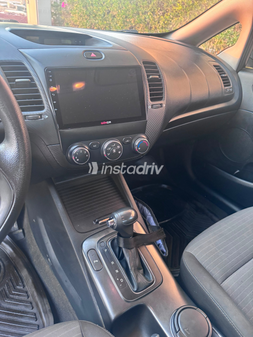Kia Cerato 2016 Black Automatic Used for Sale in Greater Cairo ( Cairo + Giza) - 7