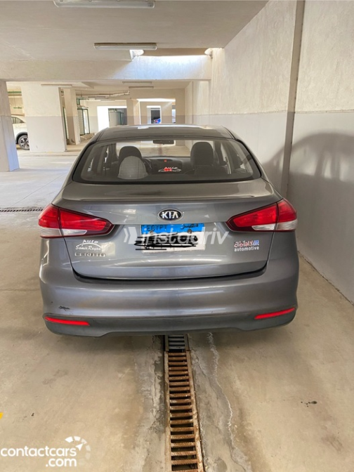 Kia Cerato 2017 Gray Automatic Used for Sale in Greater Cairo ( Cairo + Giza) - 2