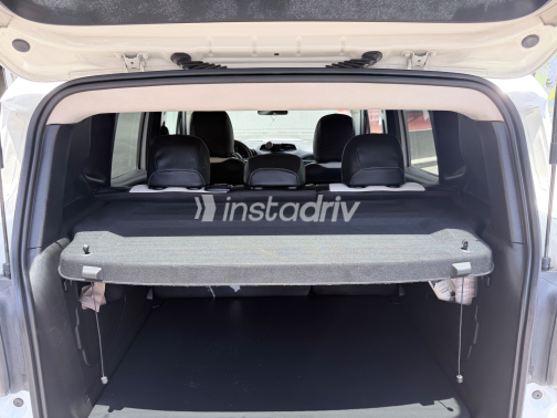 Jeep Renegade 2022 White Automatic Used for Sale in Greater Cairo ( Cairo + Giza) - 4
