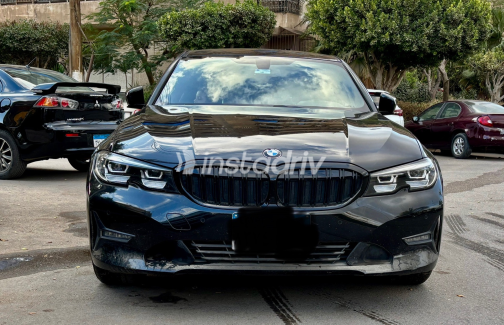 BMW 320 2021 Black Automatic Used for Sale in Greater Cairo ( Cairo + Giza) - 4