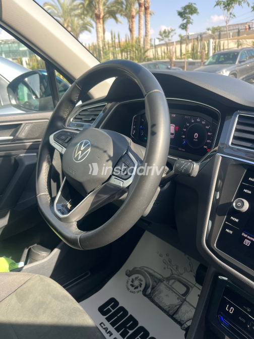 Volkswagen Tiguan 2021 Blue Automatic Used for Sale in Greater Cairo ( Cairo + Giza) - 4