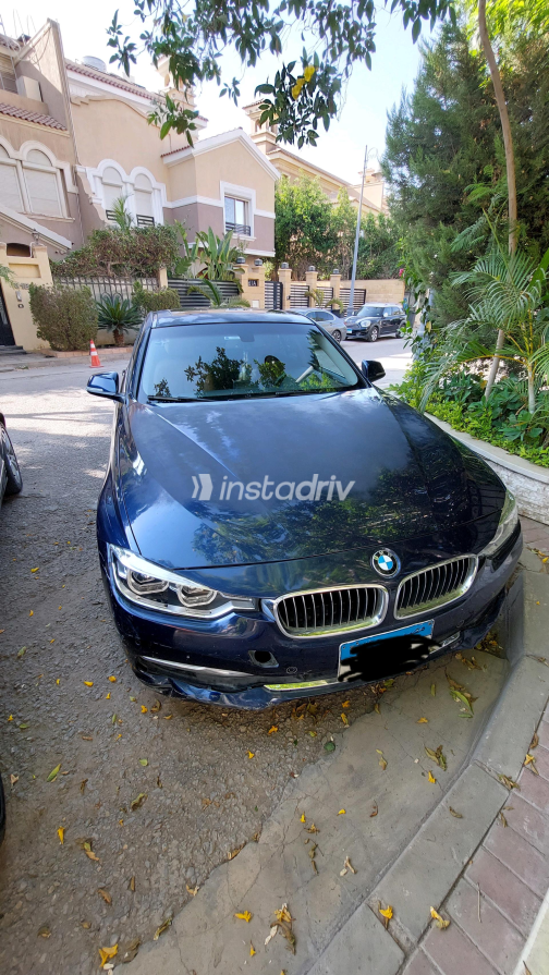 BMW 320 2019 Blue Automatic Used for Sale in Greater Cairo ( Cairo + Giza) - 1