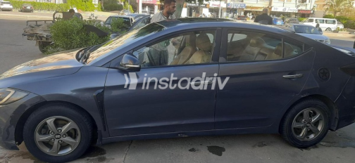 Hyundai Elantra AD 2018 Silver Automatic Used for Sale in Cairo - 2