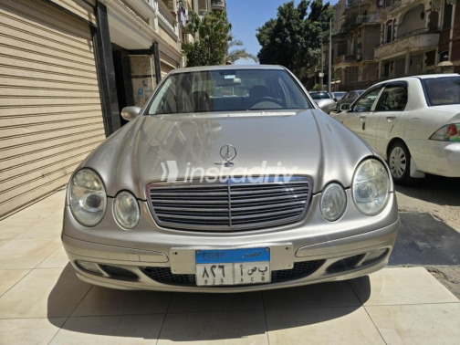 Mercedes E 240 2003 Gold Automatic Used for Sale in Heliopolis - 2