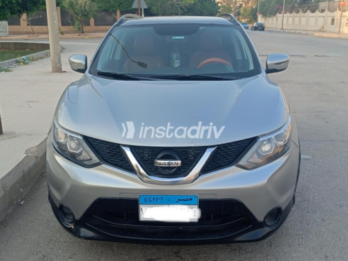 Nissan Qashqai 2017 White Automatic Used for Sale in Greater Cairo ( Cairo + Giza) - 1