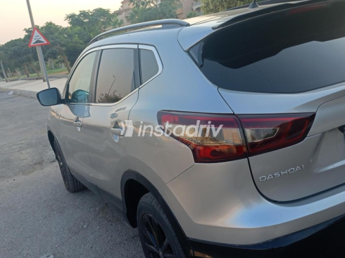 Nissan Qashqai 2017 White Automatic Used for Sale in Greater Cairo ( Cairo + Giza) - 6