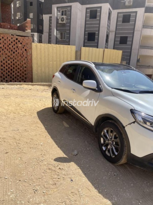 Renault Kadjar 2018 White Automatic Used for Sale in Mokattam - 3