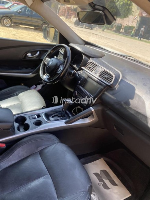 Renault Kadjar 2018 White Automatic Used for Sale in Mokattam - 5