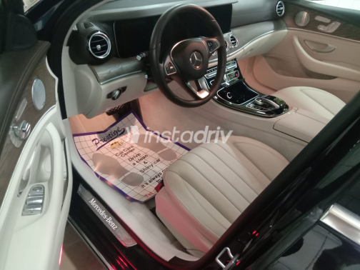 Mercedes E 180 2018 Black Automatic Used for Sale in Greater Cairo ( Cairo + Giza) - 7