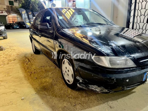 Citroën C3 Picasso 2001 Black Automatic Used for Sale in Cairo - 3