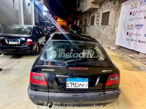 Citroën C3 Picasso 2001 Black Automatic Used for Sale in Cairo - 4