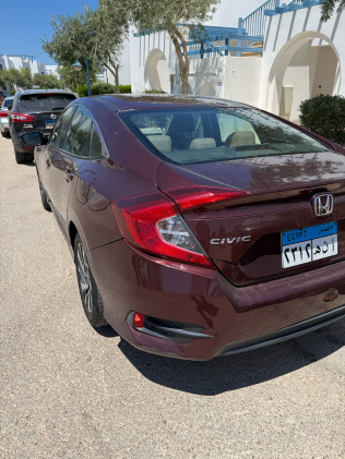 Honda Civic 2017 White Automatic Used for Sale in Greater Cairo ( Cairo + Giza)